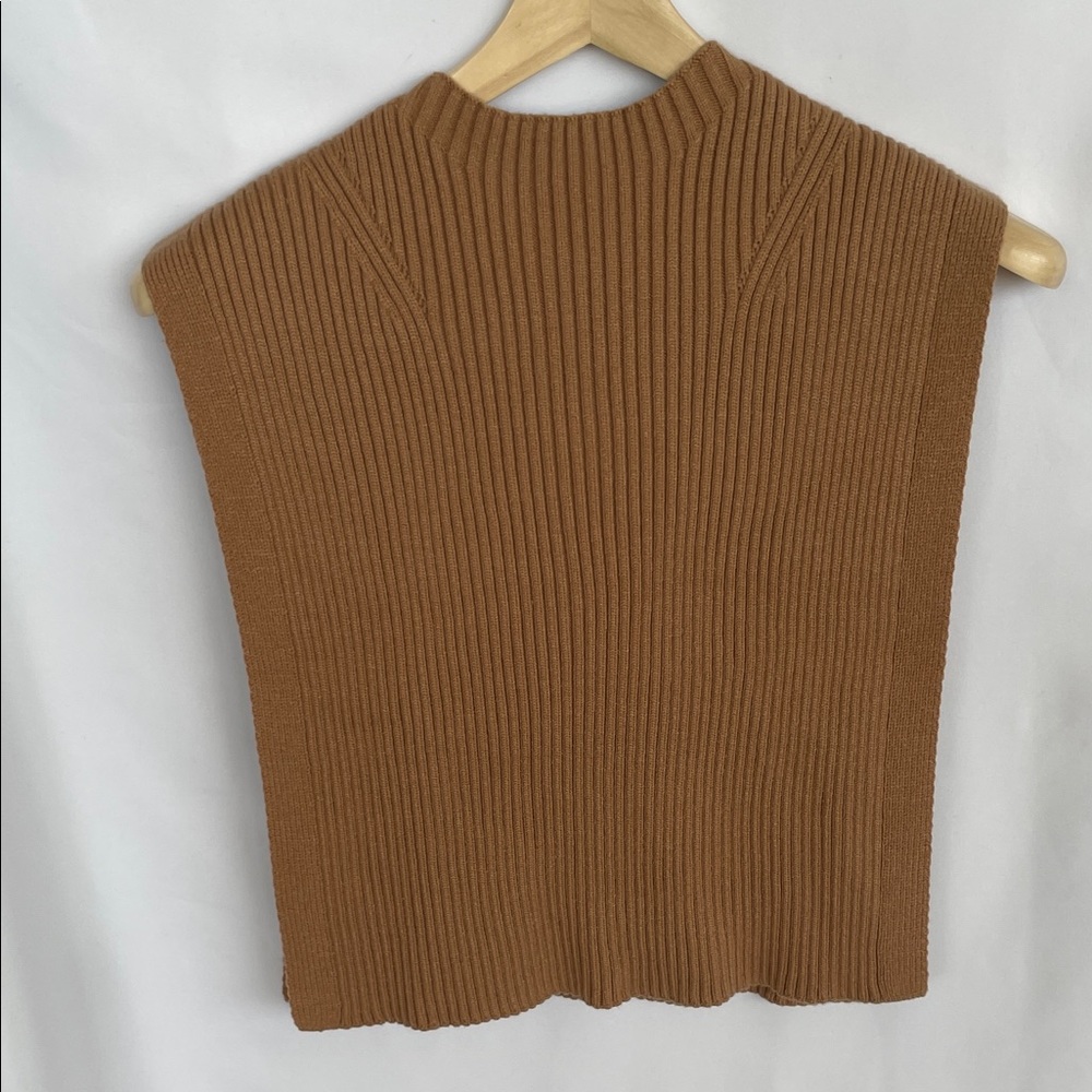 Camel Ribbed Knit Vest/Cape One Size - Picture 5 of 7